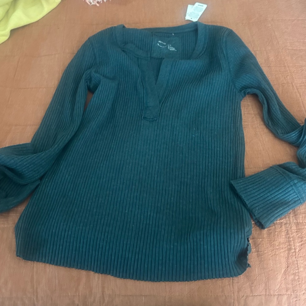 NWT! Long Sleeve Aerie Shirt Green Size Medium